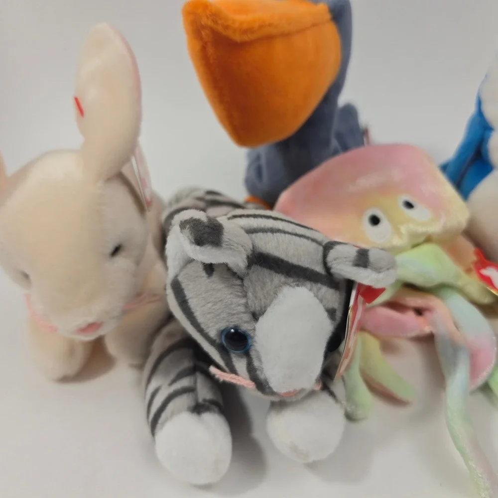 Ty Beanie Babies Lot of 7 Scoop Pelican Inky Jellyfish Stripes Tiger Paul Walrus